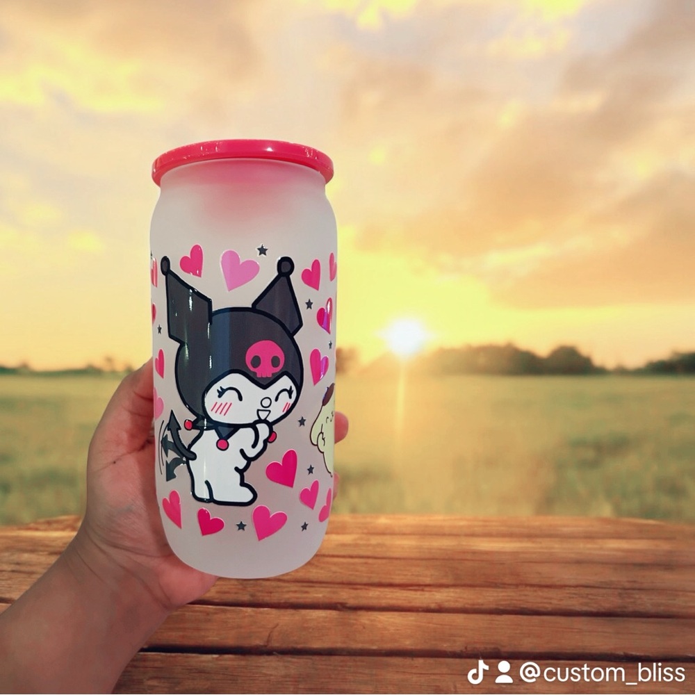 Hello Kitty 16 oz Frosted Color Tumbler!